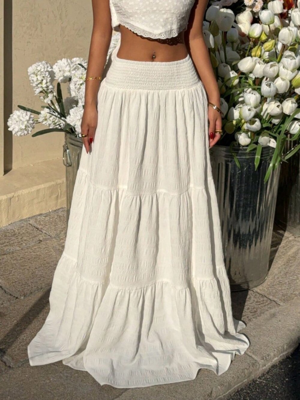 White Casual Women's Shirred Waist Ruffled Hem Skirt - Picture 4 of 6